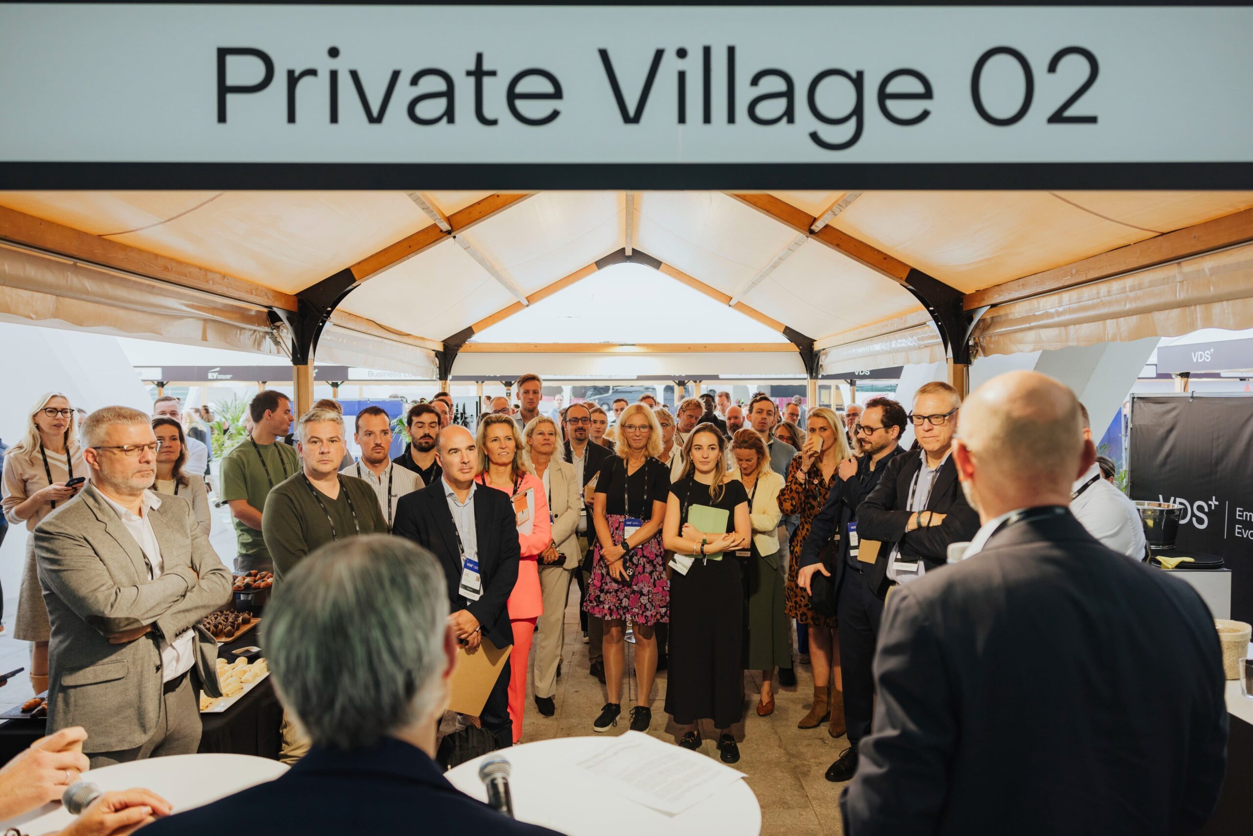 Startup Valencia and dutch Innovation Quarter